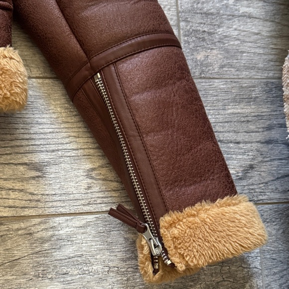 AVEC LES FILLES ANTHROPOLOGY VEGAN LEATHER MOTO JACKET - Picture 4 of 8